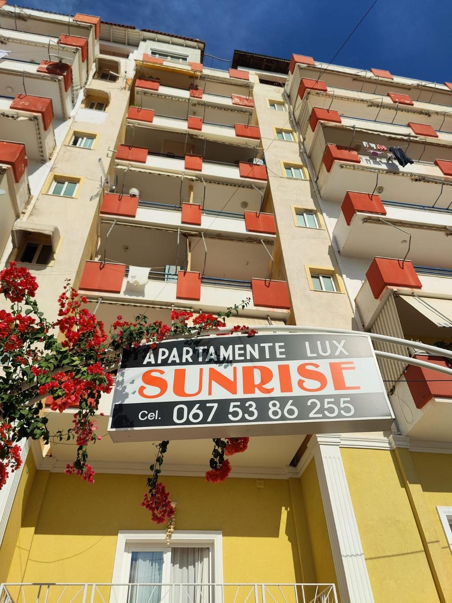 Sunrise Luxury Apartments Sarandë Exterior foto